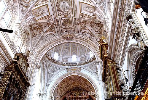 Mariä-Empfängnis-Kathedrale Mariä-Empfängnis-Kathedrale